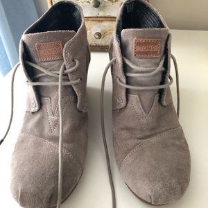 Toms grey wedge booties